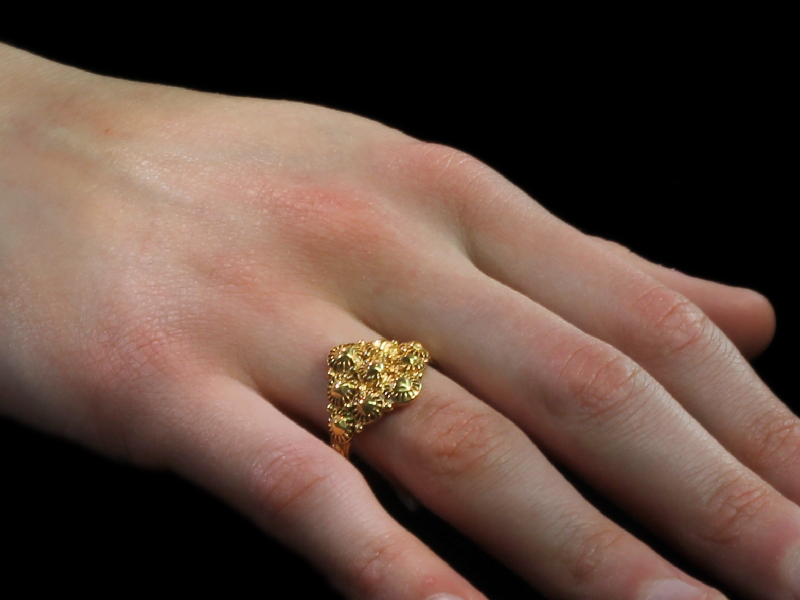 Dutch gold antique ring from Amsterdam 17th Century (image 6 of 12)